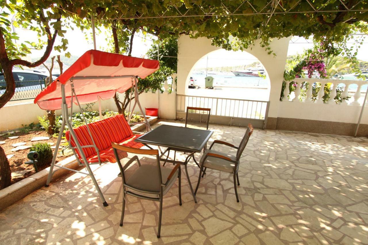 Kuca-Eldic Apartment Rogoznica  Exterior photo