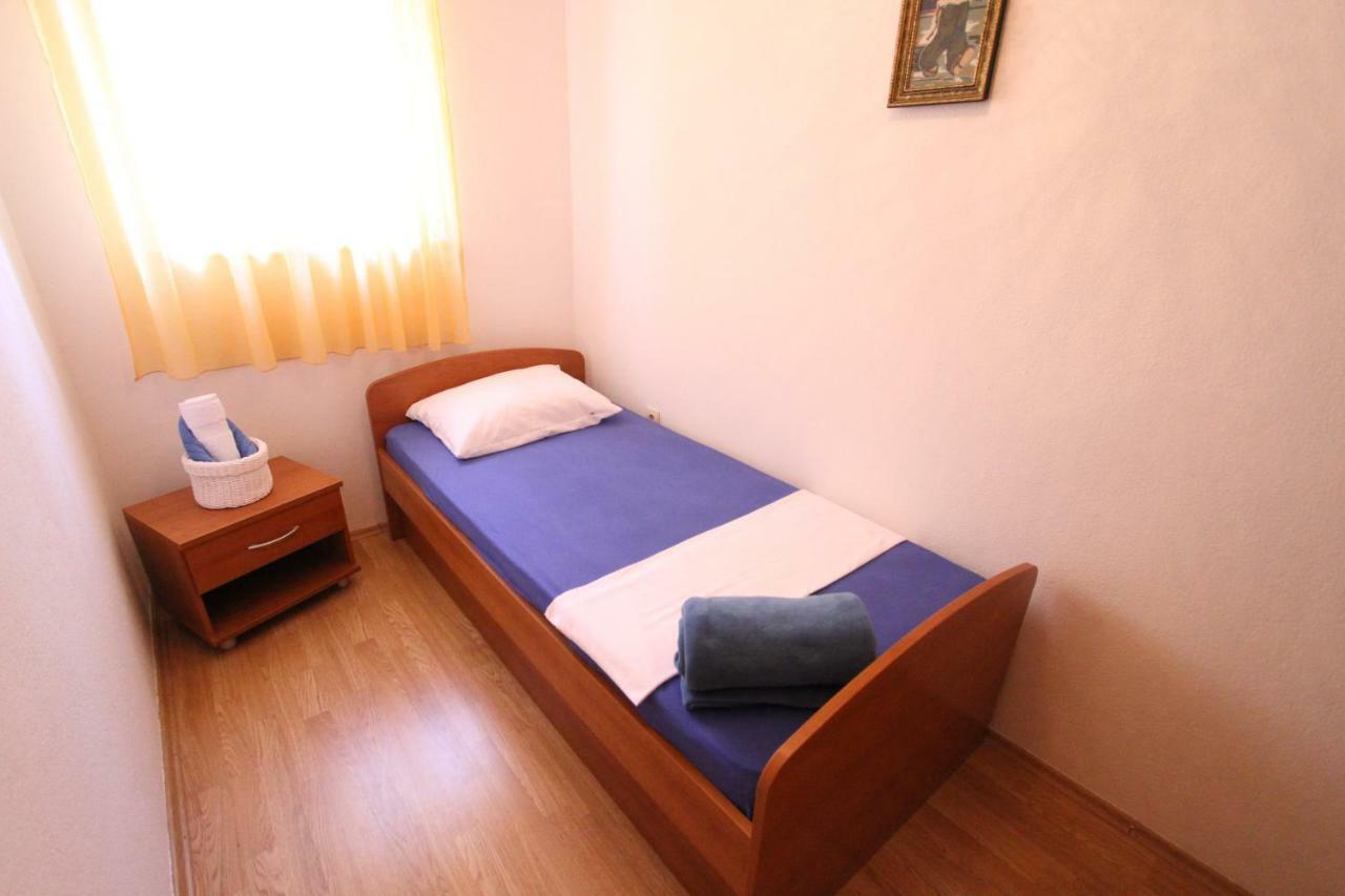 Kuca-Eldic Apartment Rogoznica  Exterior photo